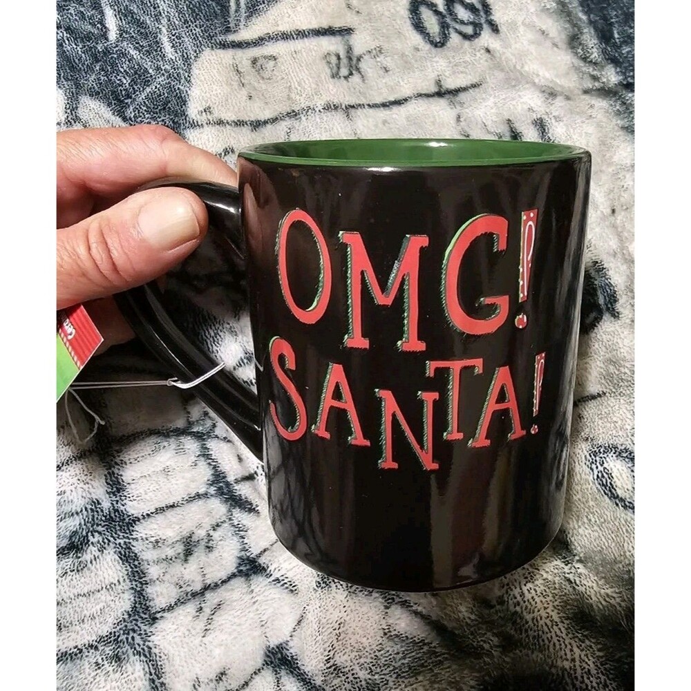 Elf Mug Color Changing Black & Green OMG! SANTA! I KNOW HIM!